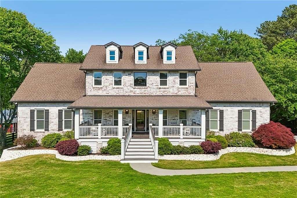 8 Acres of Land with Home for Sale in Grayson, Georgia