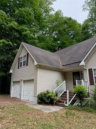 3 Acres of Land with Home for Sale in Gloucester, Virginia