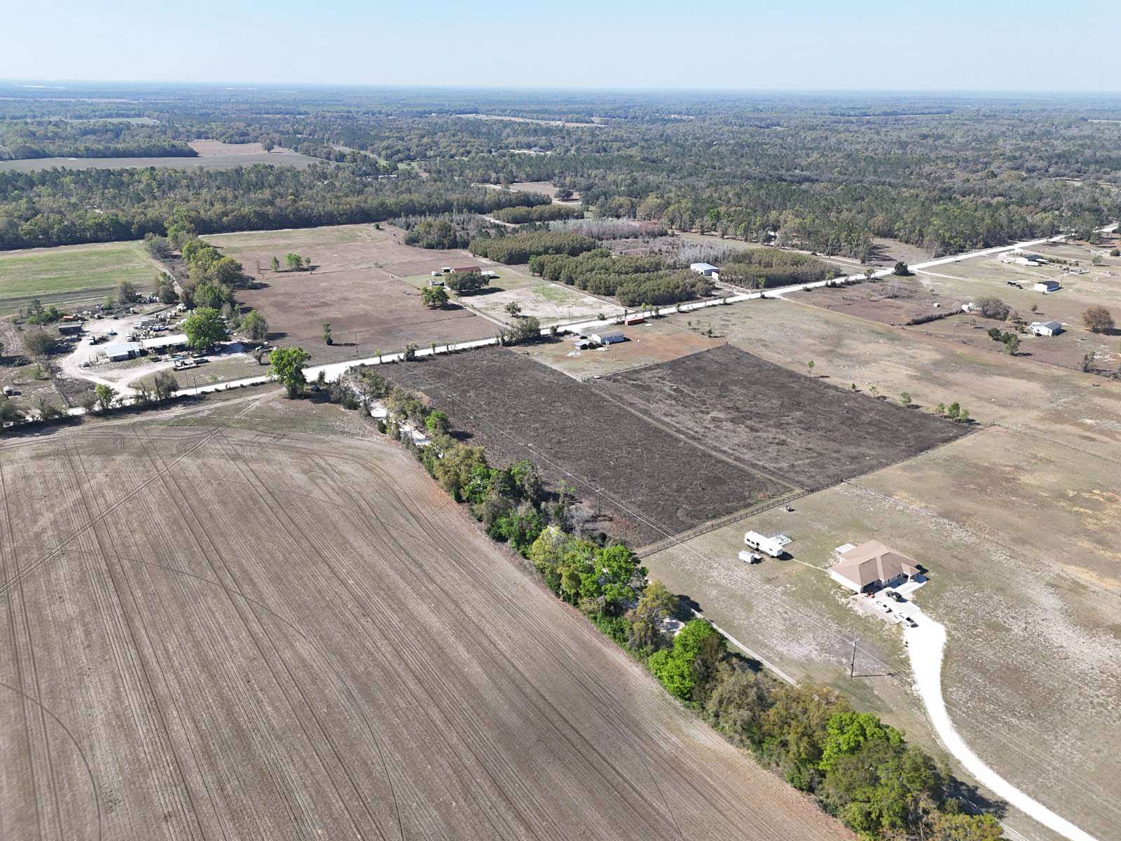 5 Acres of Land for Sale in Bell, Florida