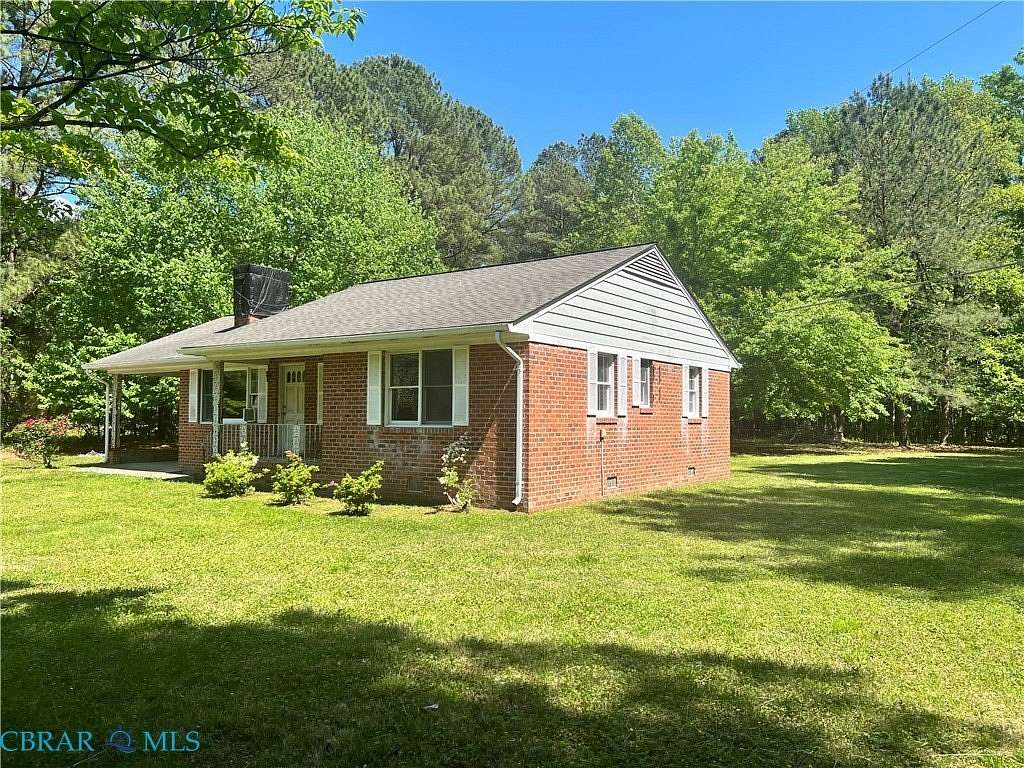 2.1 Acres of Land with Home for Sale in Weems, Virginia