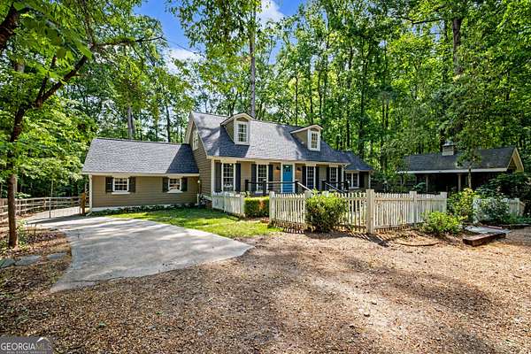 2.12 Acres of Land with Home for Sale in Newnan, Georgia