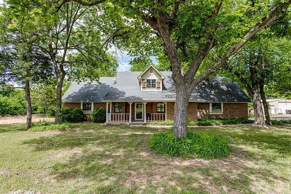 2.36 Acres of Land with Home for Sale in Jones, Oklahoma