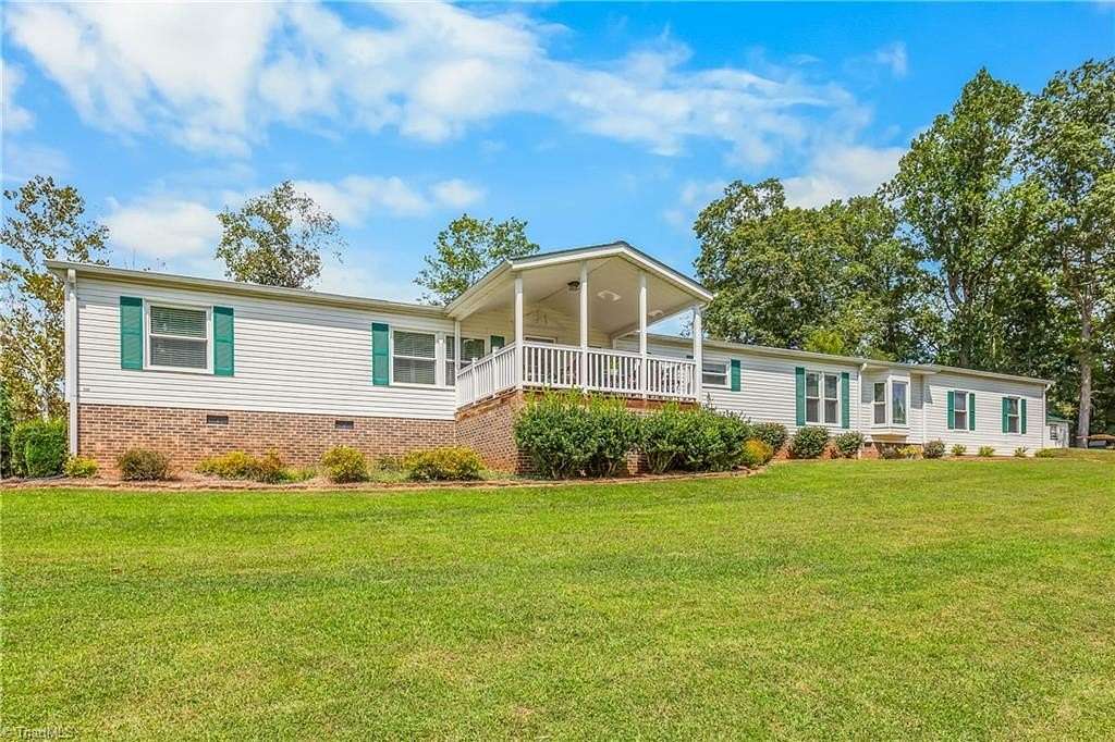 3.32 Acres of Land with Home for Sale in Hamptonville, North Carolina