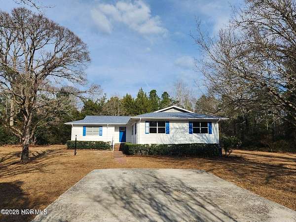 2.28 Acres of Land with Home for Lease in Hampstead, North Carolina