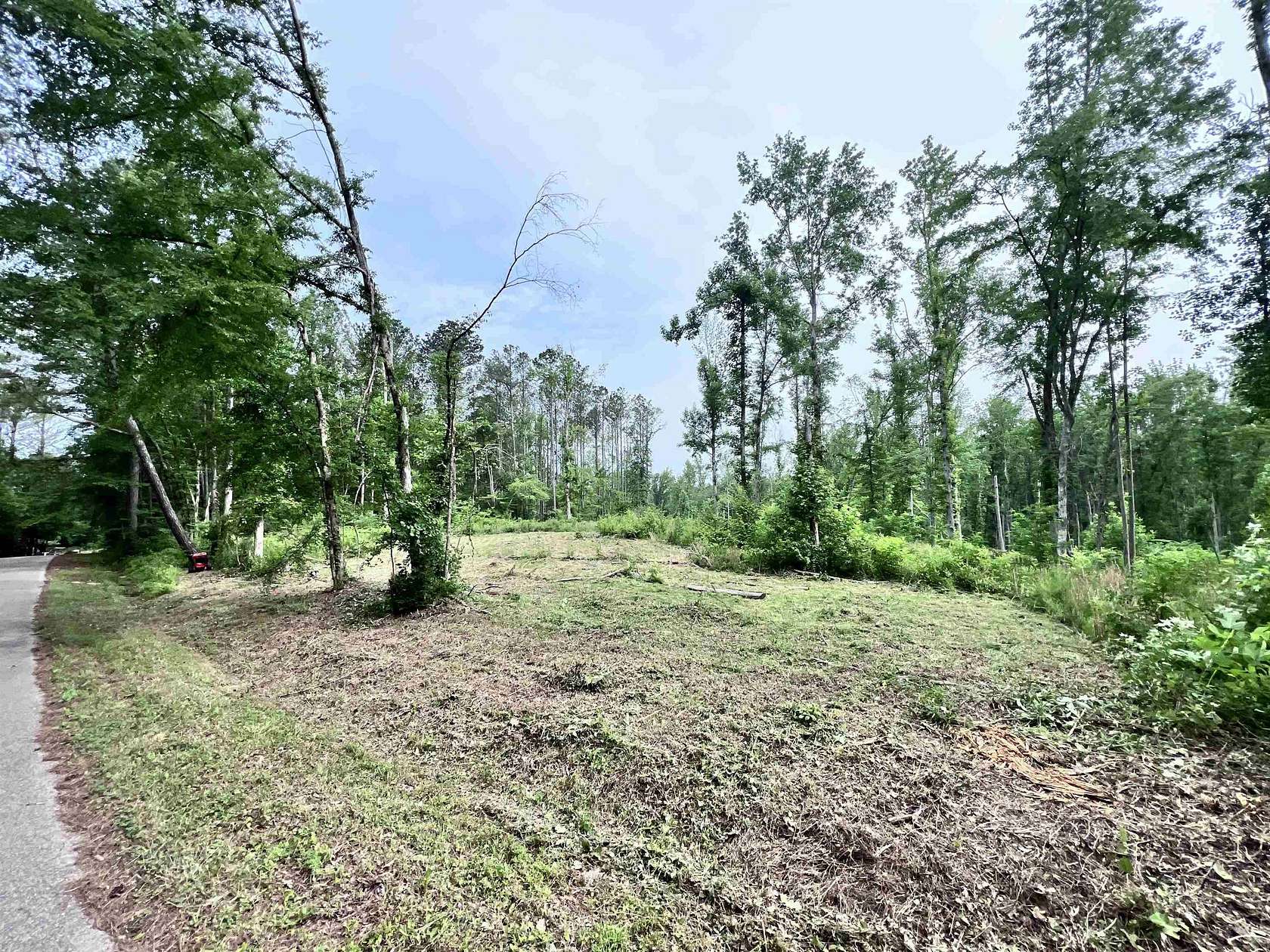 6 Acres of Residential Land for Sale in Morris Chapel, Tennessee