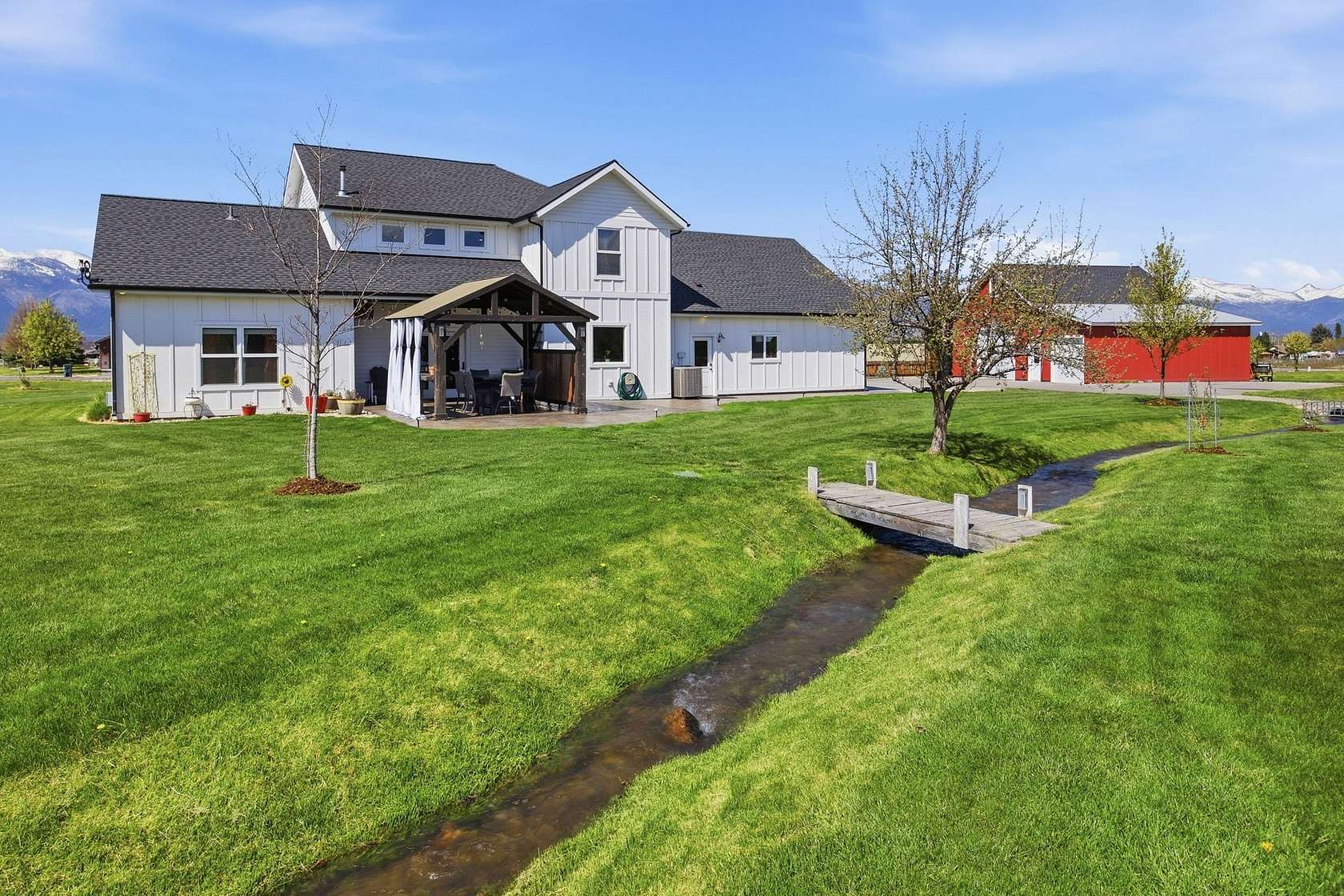 2 Acres of Land with Home for Sale in Corvallis, Montana