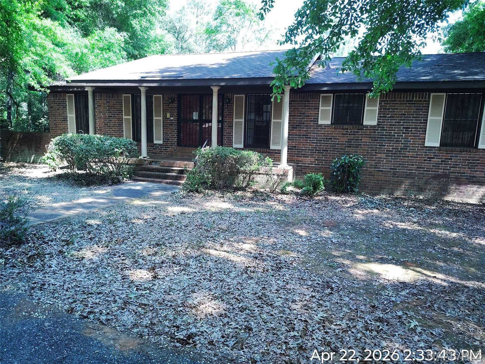 1.5 Acres of Land with Home for Sale in Wetumpka, Alabama