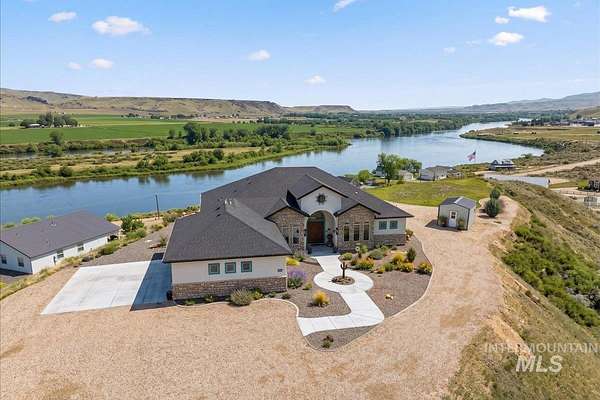 4 Acres of Land with Home for Sale in Marsing, Idaho