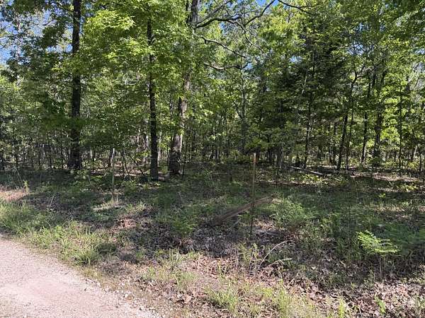 10.7 Acres of Recreational & Residential Land for Sale in Niangua, Missouri