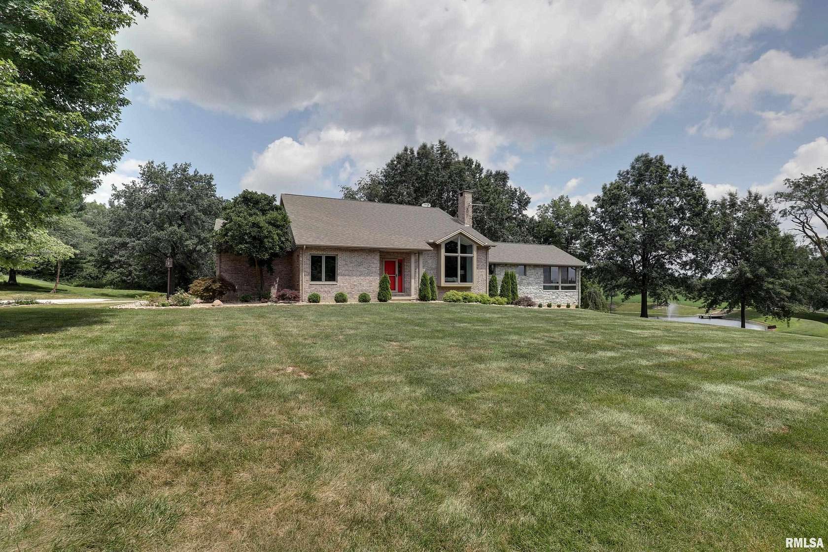 5 Acres of Land with Home for Sale in Quincy, Illinois