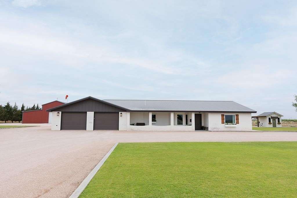 5 Acres of Land with Home for Sale in Seminole, Texas