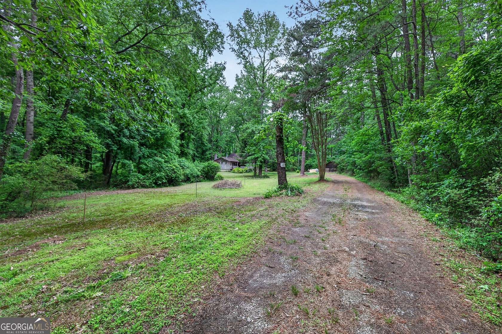 19.2 Acres of Land with Home for Sale in Douglasville, Georgia