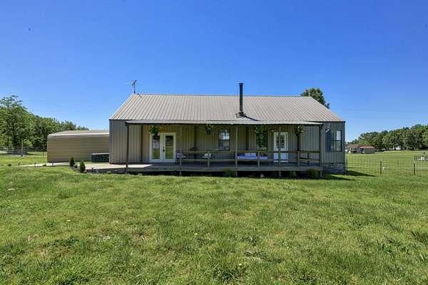 6 Acres of Land with Home for Sale in Springfield, Missouri