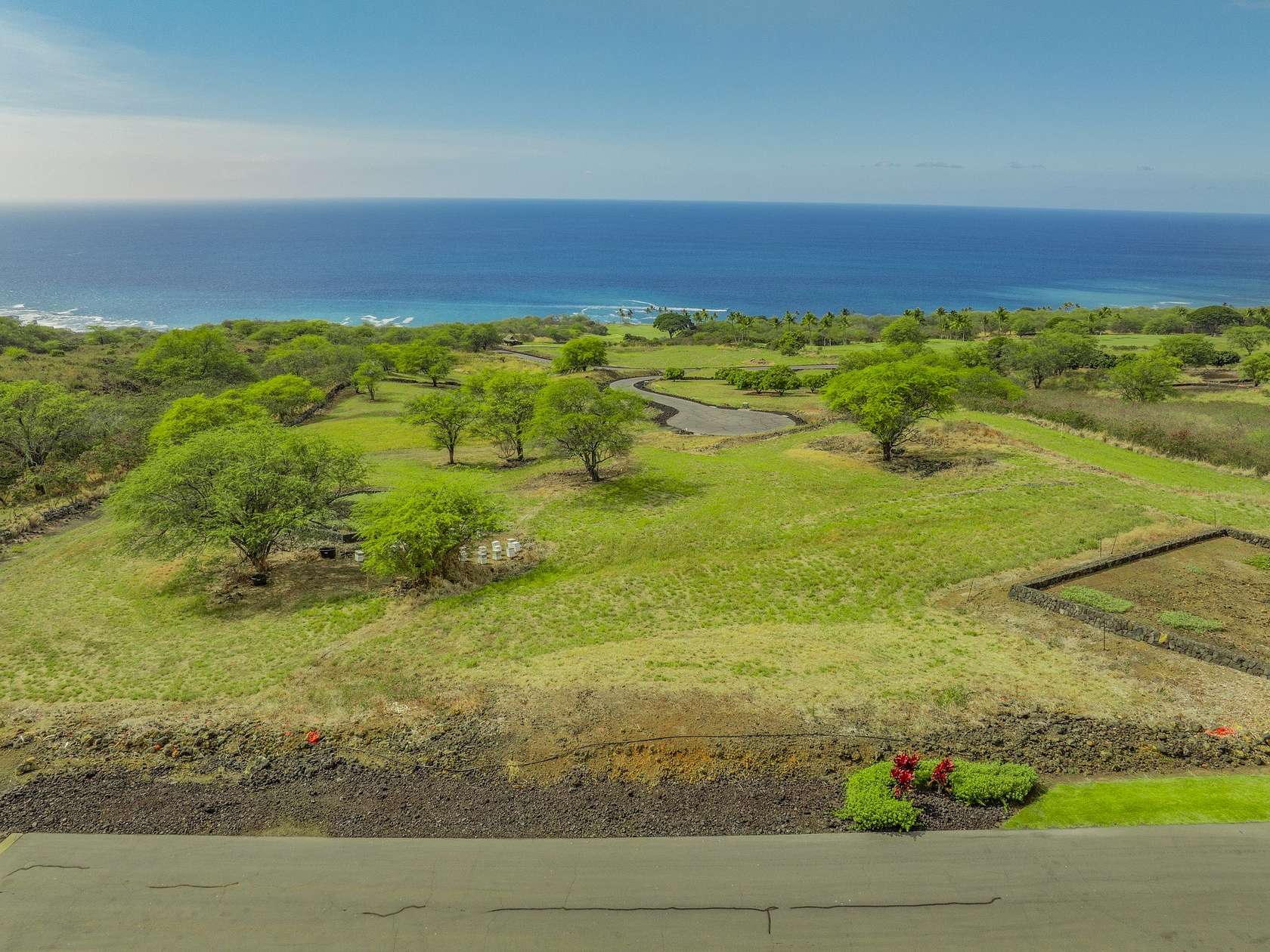 4.2 Acres of Residential Land for Sale in Kealakekua, Hawaii