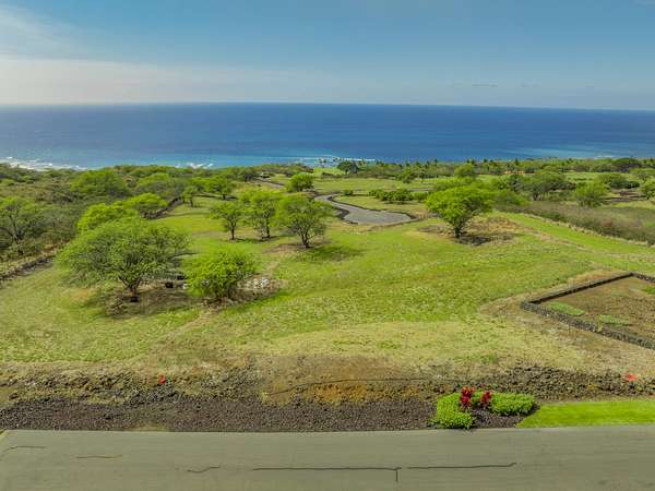 4.2 Acres of Residential Land for Sale in Kealakekua, Hawaii