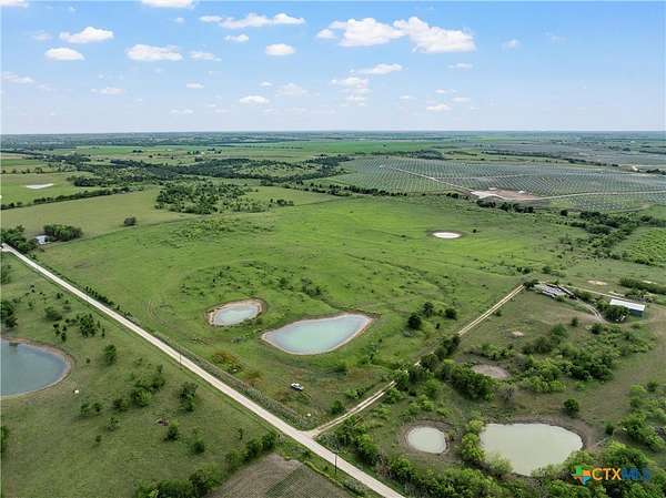 50.2 Acres of Agricultural & Residential Land for Sale in Lott, Texas