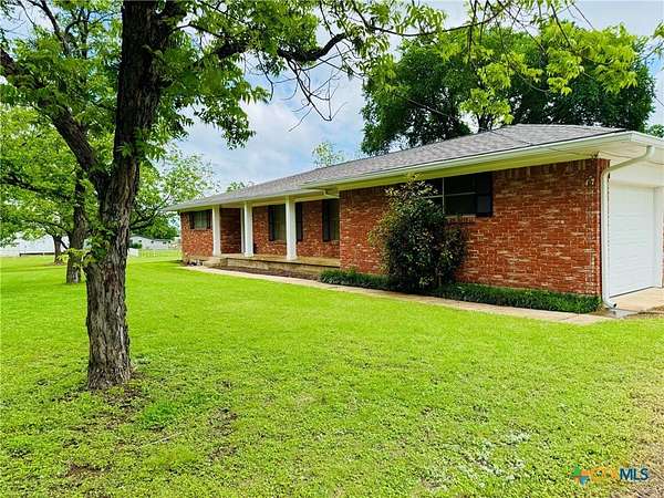4 Acres of Land with Home for Sale in Oglesby, Texas
