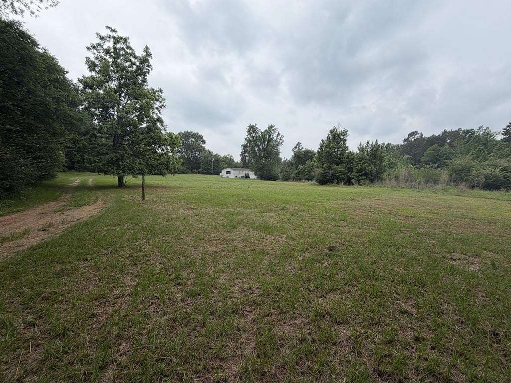 4.5 Acres of Land with Home for Sale in Cushing, Texas