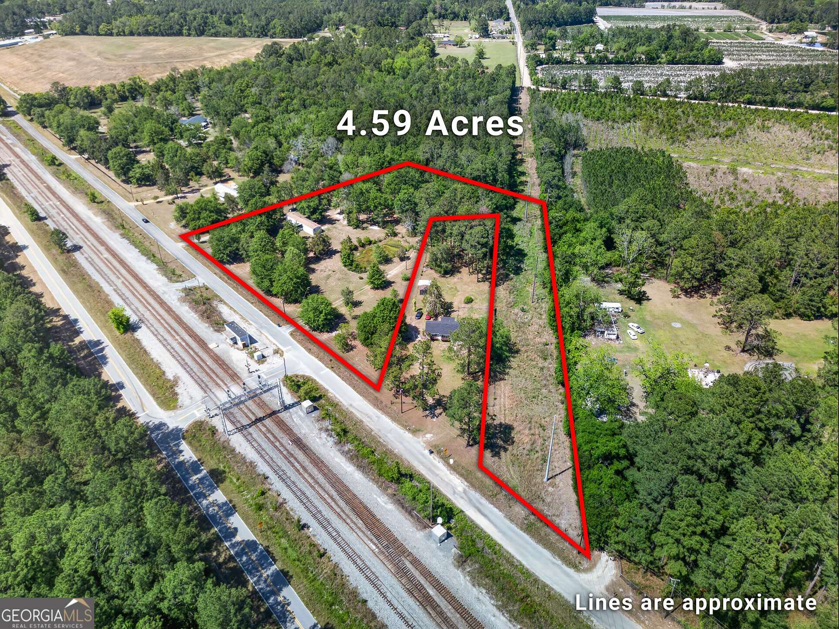 4.59 Acres of Land with Home for Sale in Waycross, Georgia