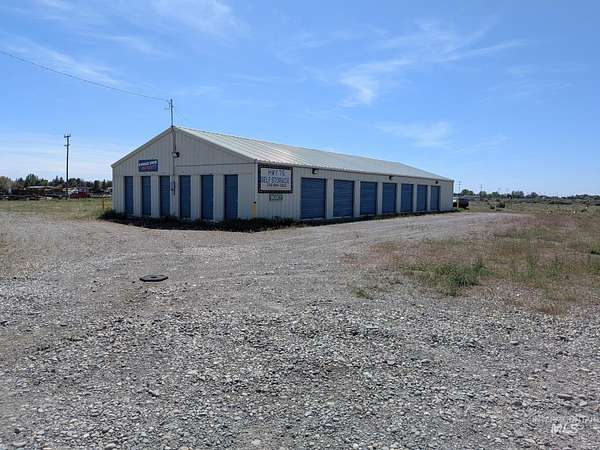 5.58 Acres of Improved Mixed-Use Land for Sale in Shoshone, Idaho