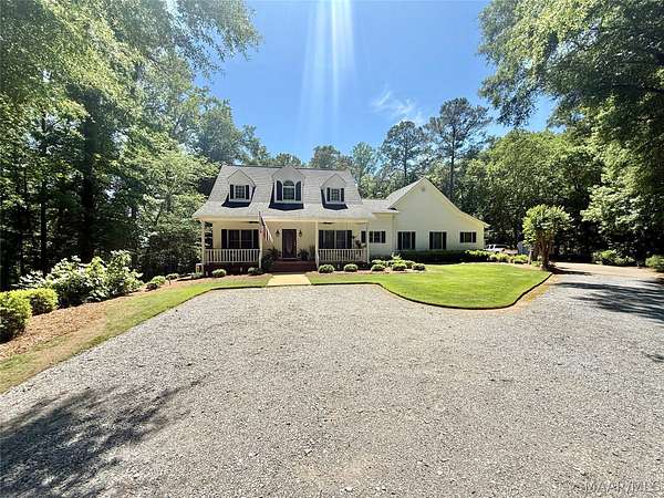 5.57 Acres of Land with Home for Sale in Valley Grande, Alabama