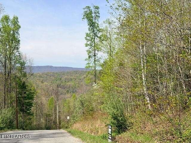 0.93 Acres of Residential Land for Sale in Speedwell, Tennessee