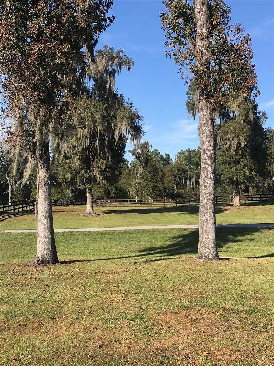 127 Acres of Land for Sale in Ocala, Florida