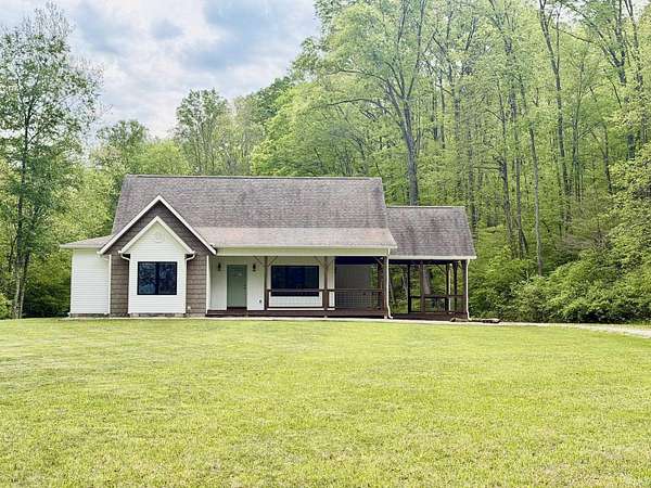 5 Acres of Land with Home for Sale in Nashville, Indiana