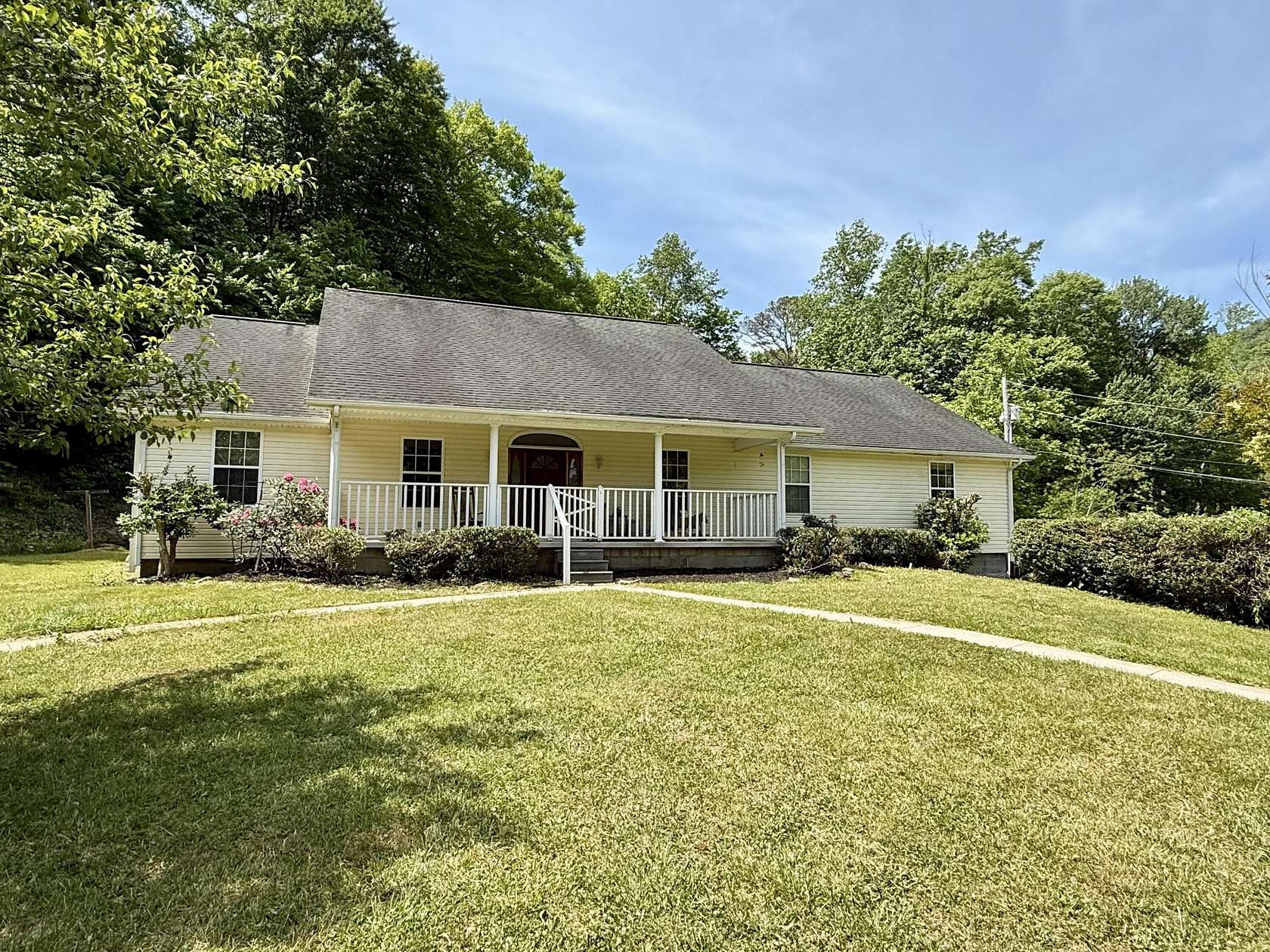 6.5 Acres of Land with Home for Sale in Barbourville, Kentucky
