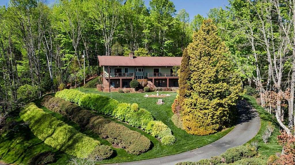 4.1 Acres of Land with Home for Sale in Franklin, North Carolina