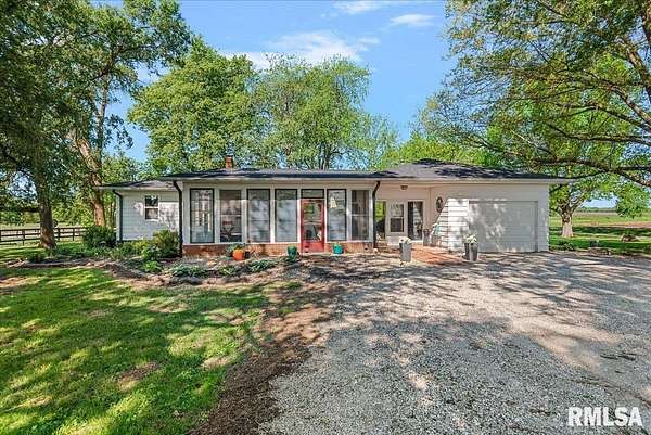 10 Acres of Land with Home for Sale in Rochester, Illinois