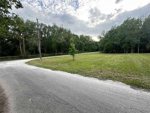0.75 Acres of Residential Land for Sale in Inverness, Florida