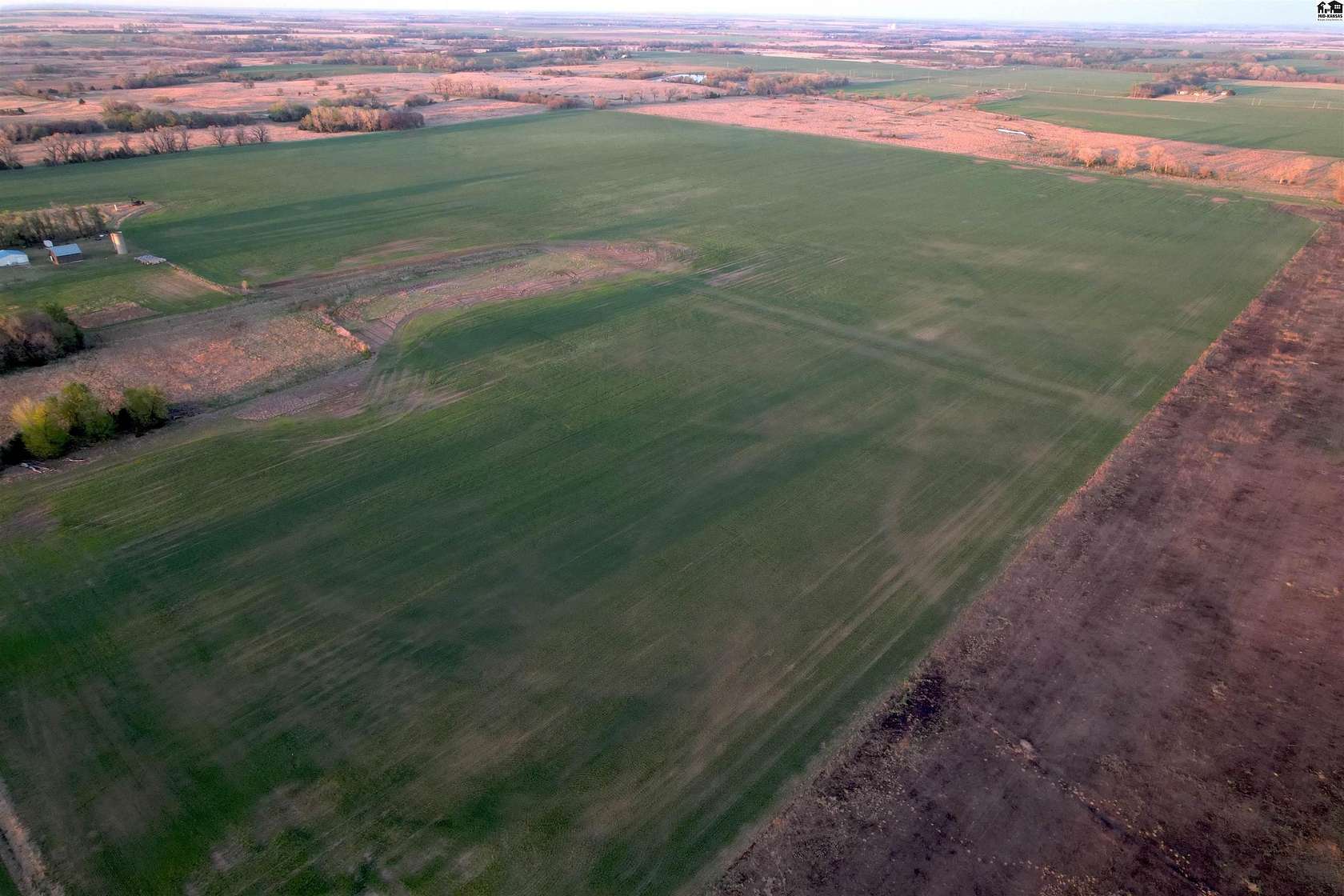 140 Acres of Agricultural Land for Sale in Kingman, Kansas
