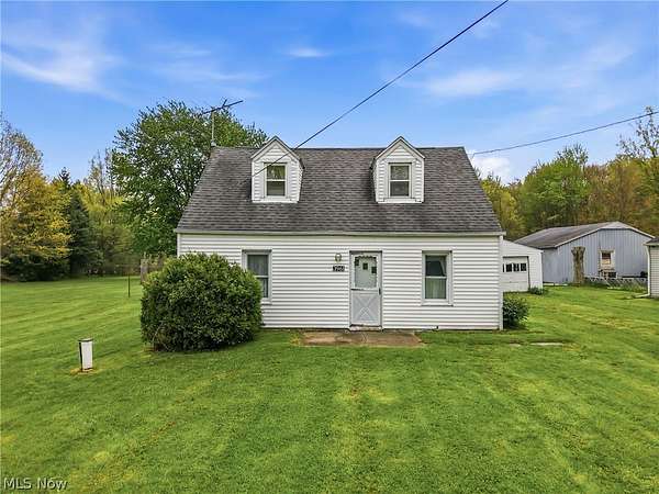 5 Acres of Land with Home for Sale in Hubbard, Ohio