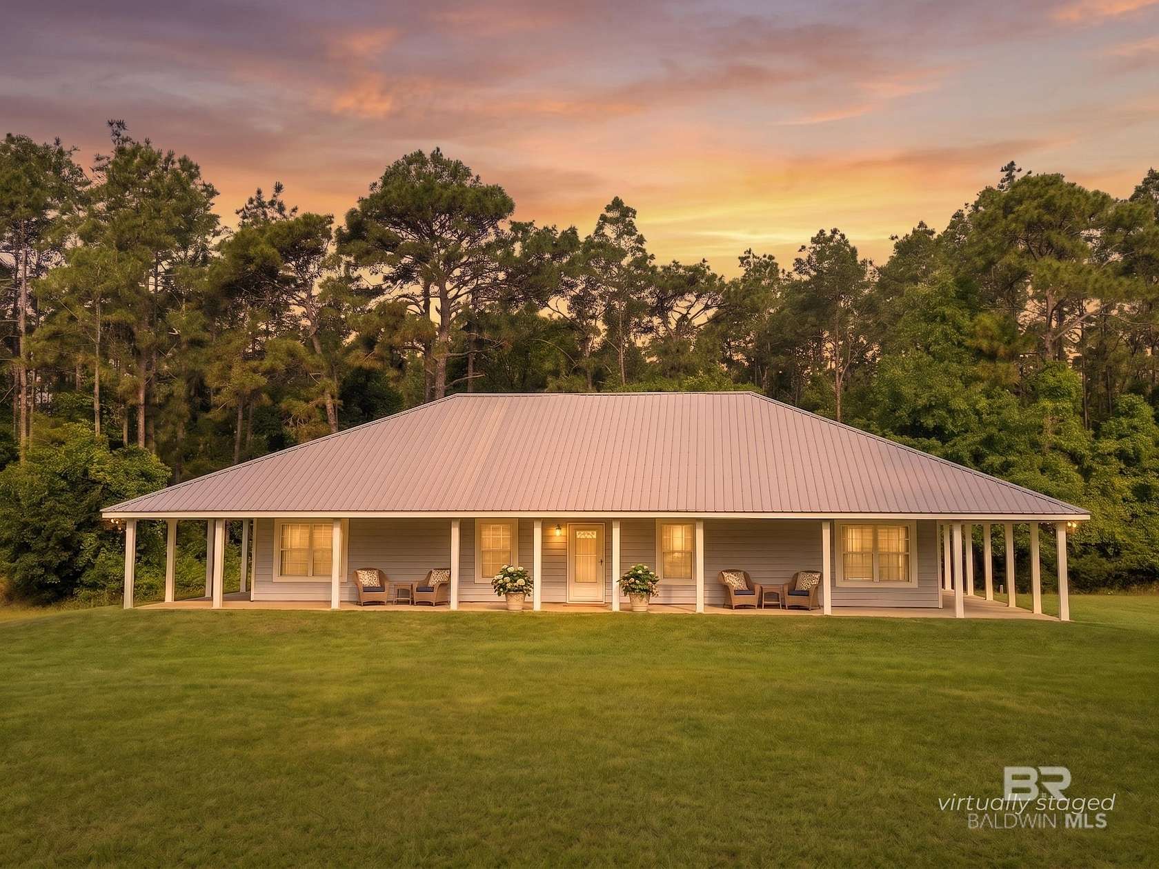 16.3 Acres of Land with Home for Sale in Robertsdale, Alabama