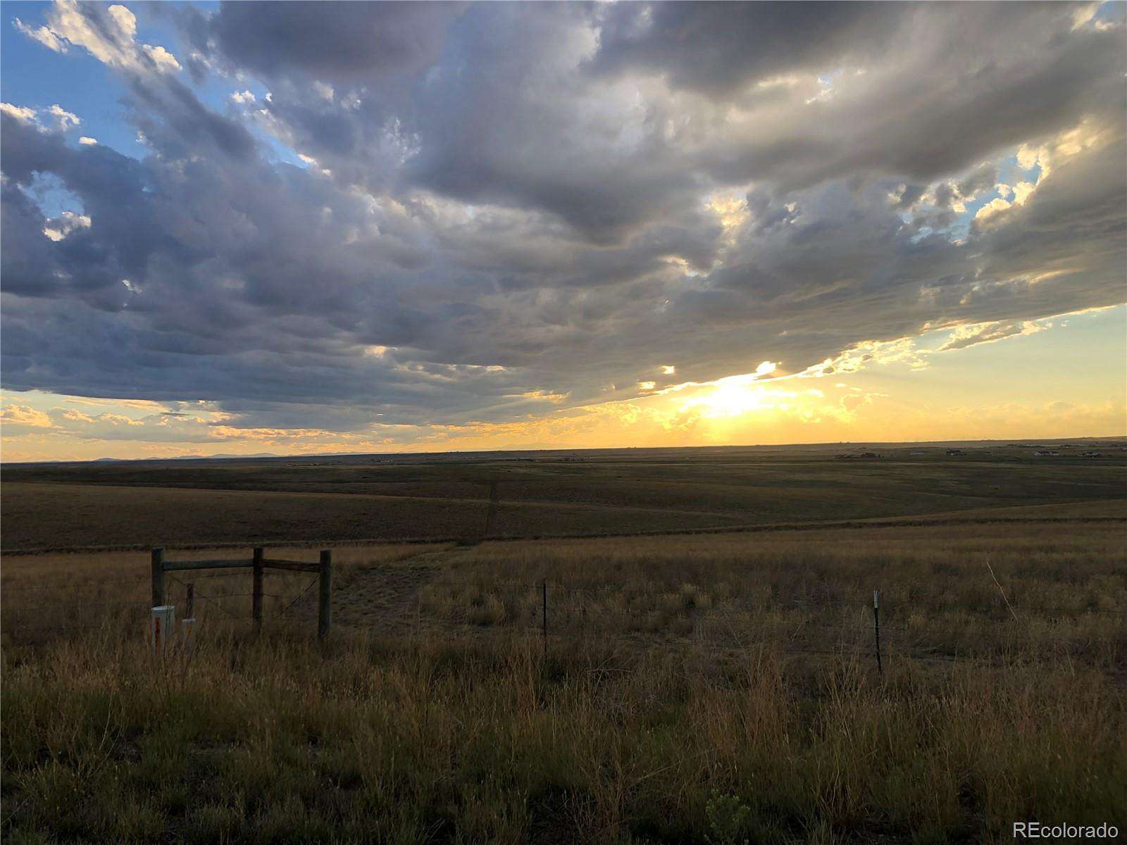 35.2 Acres of Agricultural & Residential Land for Sale in Byers, Colorado