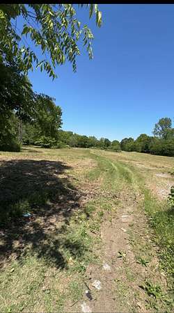 12 Acres of Recreational Land for Sale in Lebanon, Tennessee