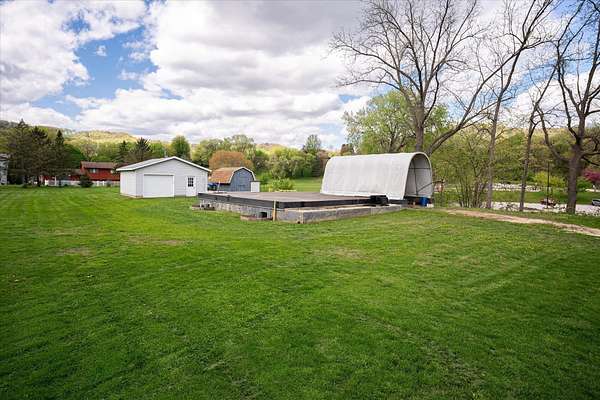 0.17 Acres of Residential Land for Sale in La Crescent, Minnesota