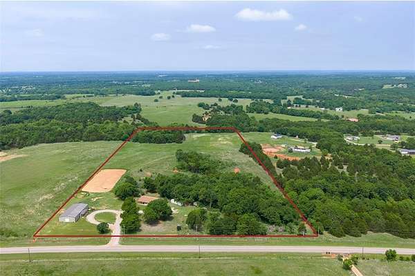 20 Acres of Land with Home for Sale in Lexington, Oklahoma