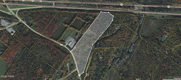 21 Acres of Mixed-Use Land for Sale in Sterling, Pennsylvania