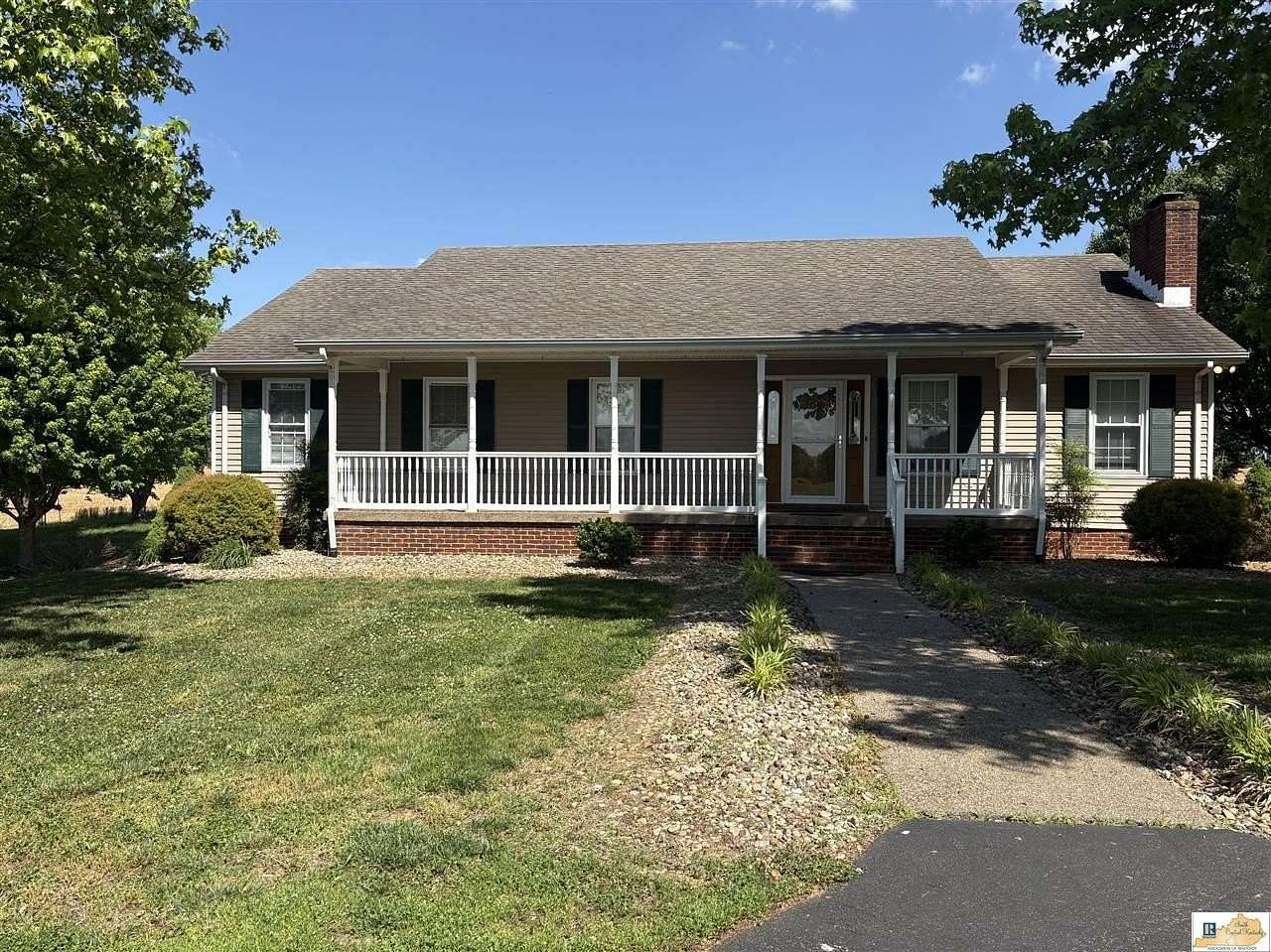 11.4 Acres of Land with Home for Sale in Horse Cave, Kentucky