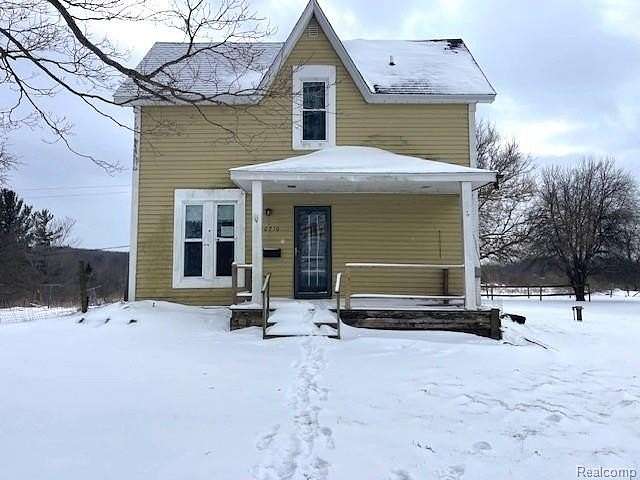 9.66 Acres of Land with Home for Sale in Groveland Township, Michigan