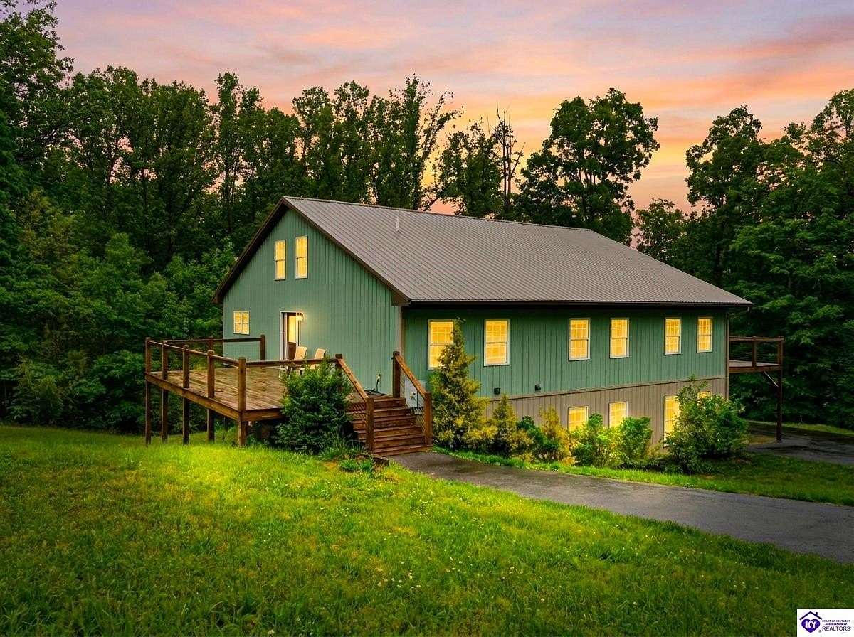 2.85 Acres of Land with Home for Sale in Elizabethtown, Kentucky