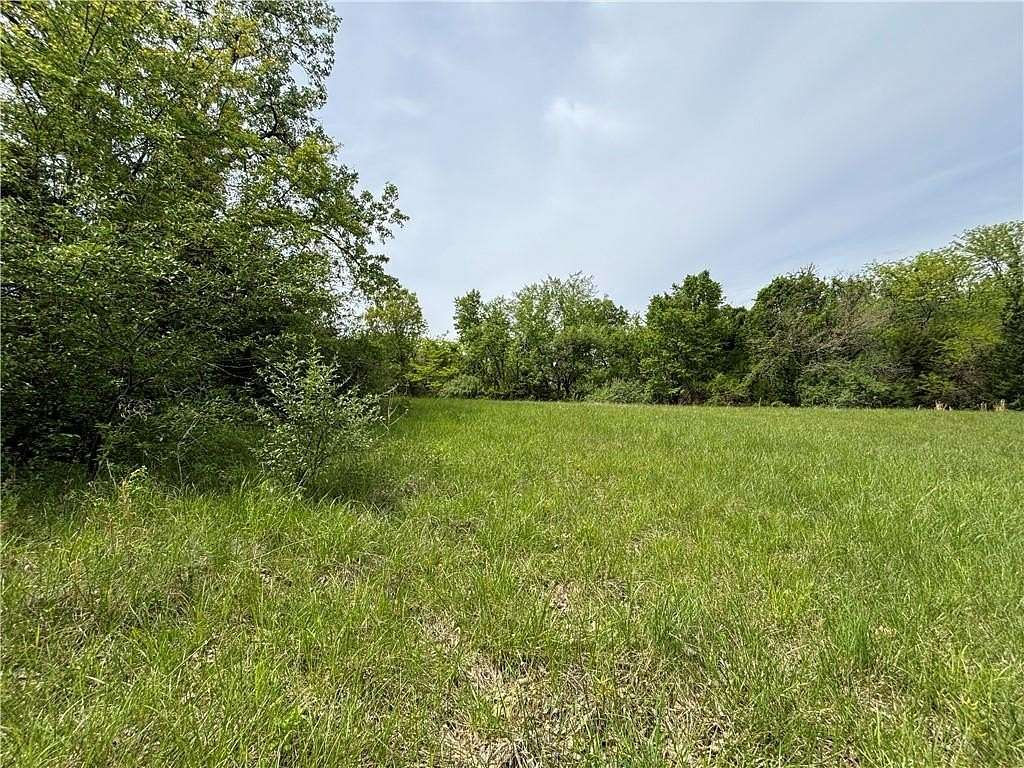 0.43 Acres of Residential Land for Sale in Gallatin, Missouri