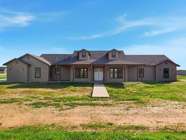 2.46 Acres of Land with Home for Sale in Exeter, California