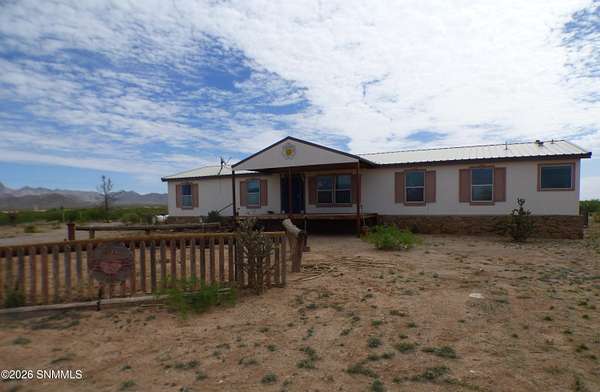 2 Acres of Land with Home for Sale in Vado, New Mexico