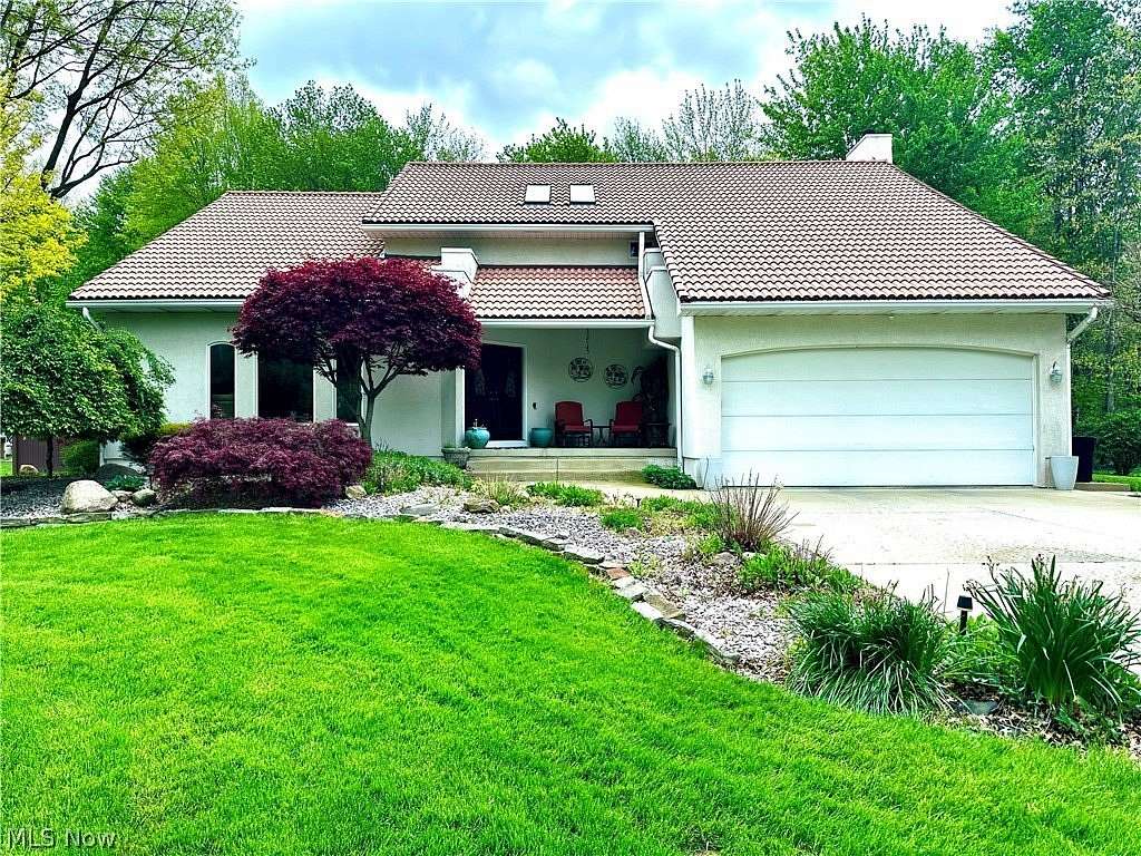 1.57 Acres of Land with Home for Sale in Vienna, Ohio