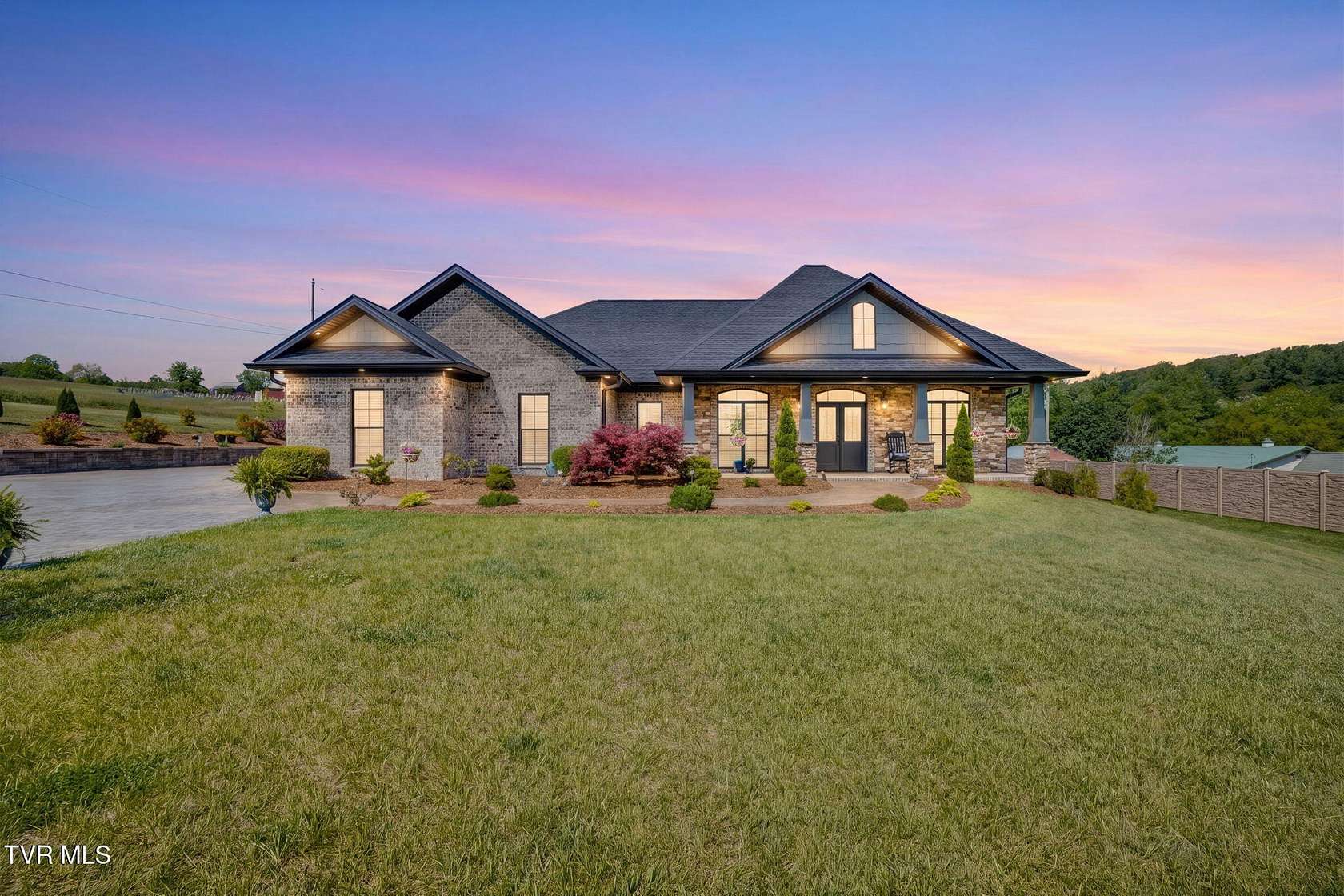 1.65 Acres of Land with Home for Sale in Piney Flats, Tennessee