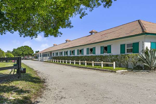10.3 Acres of Land with Home for Sale in Wellington, Florida