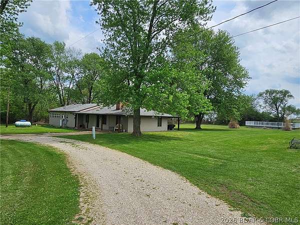 1.5 Acres of Improved Mixed-Use Land for Sale in Eldon, Missouri